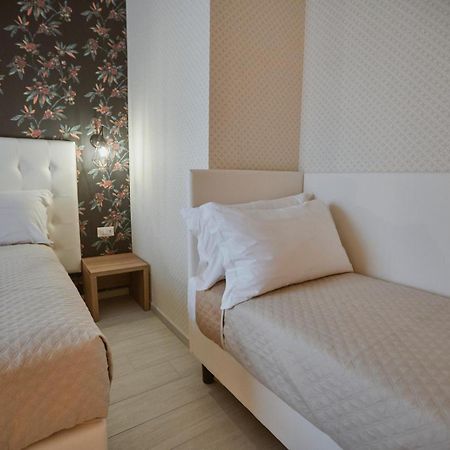 Castrichella Boutique Hotel Rome Airport Fiumicino Exterior foto