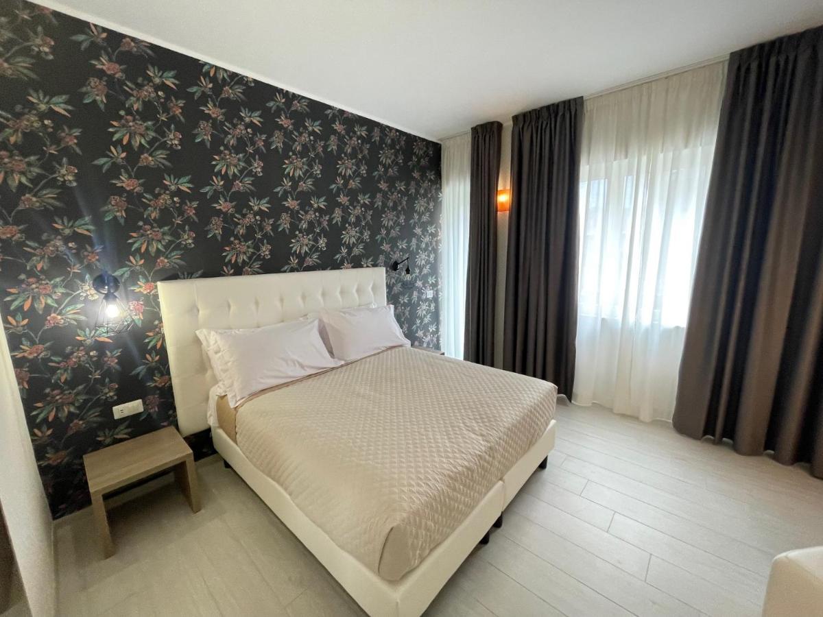 Castrichella Boutique Hotel Rome Airport Fiumicino Exterior foto
