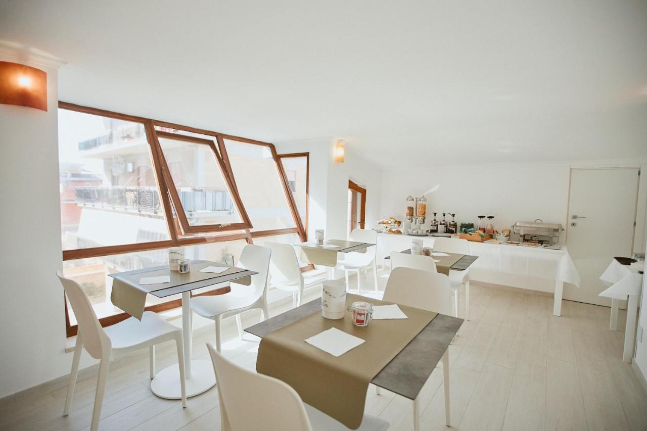 Castrichella Boutique Hotel Rome Airport Fiumicino Exterior foto
